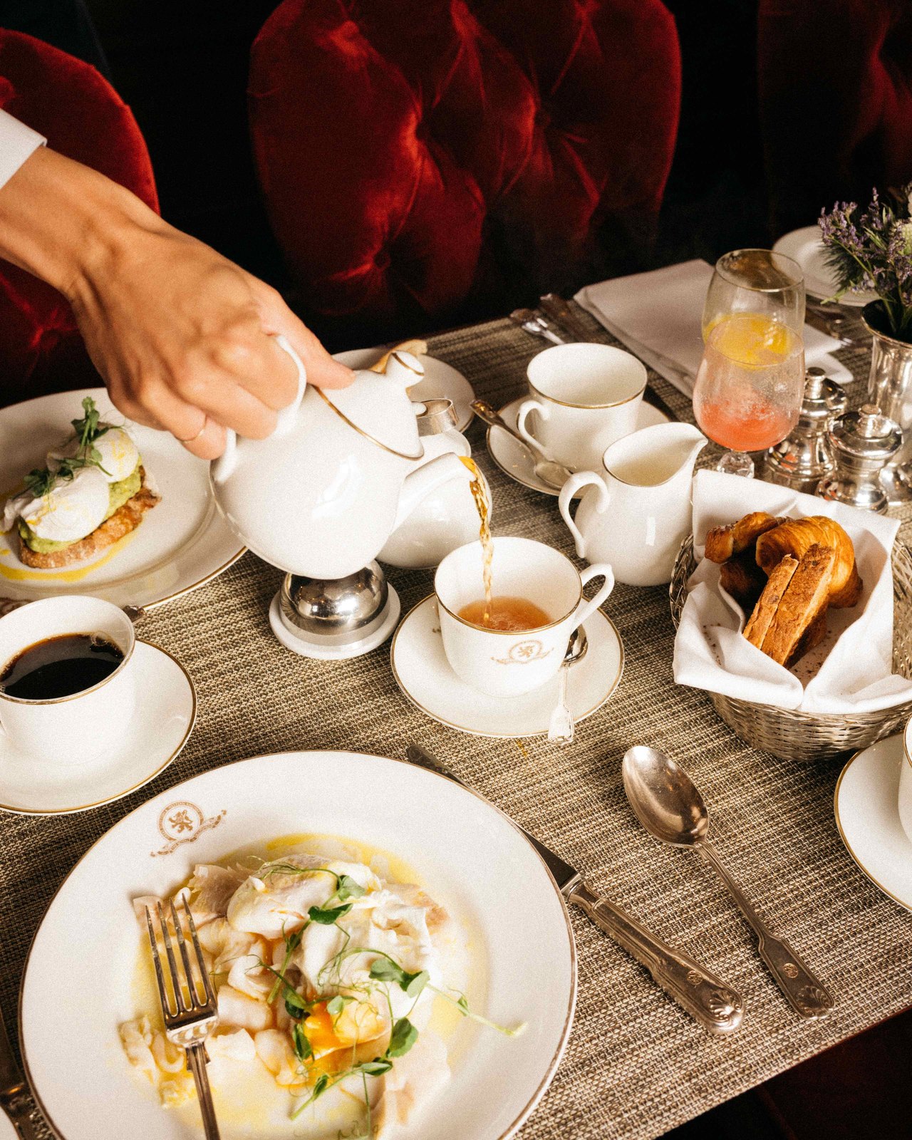 Royal Scotsman, A Belmond Train - dining car