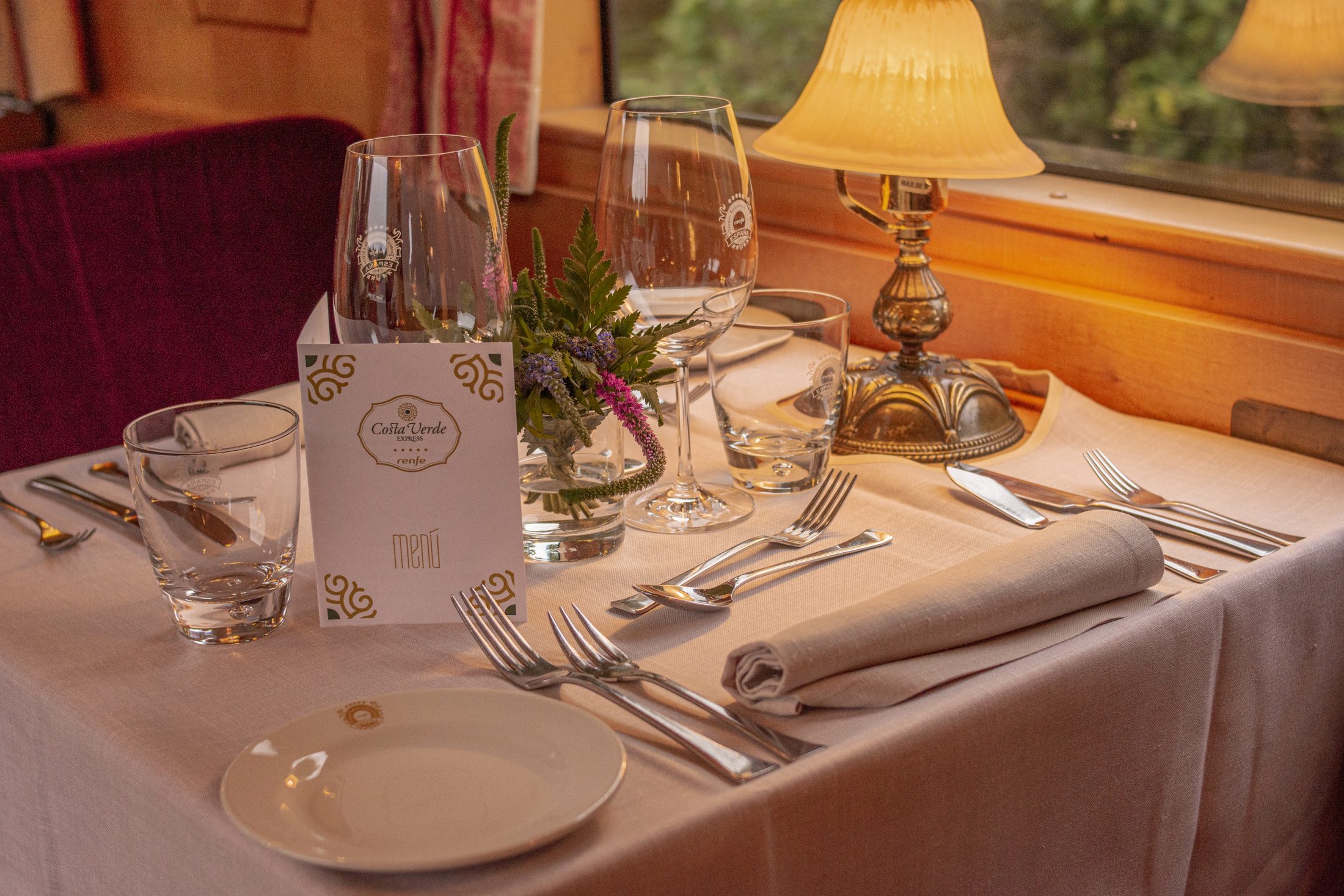 Costa Verde Express — Detail dining car