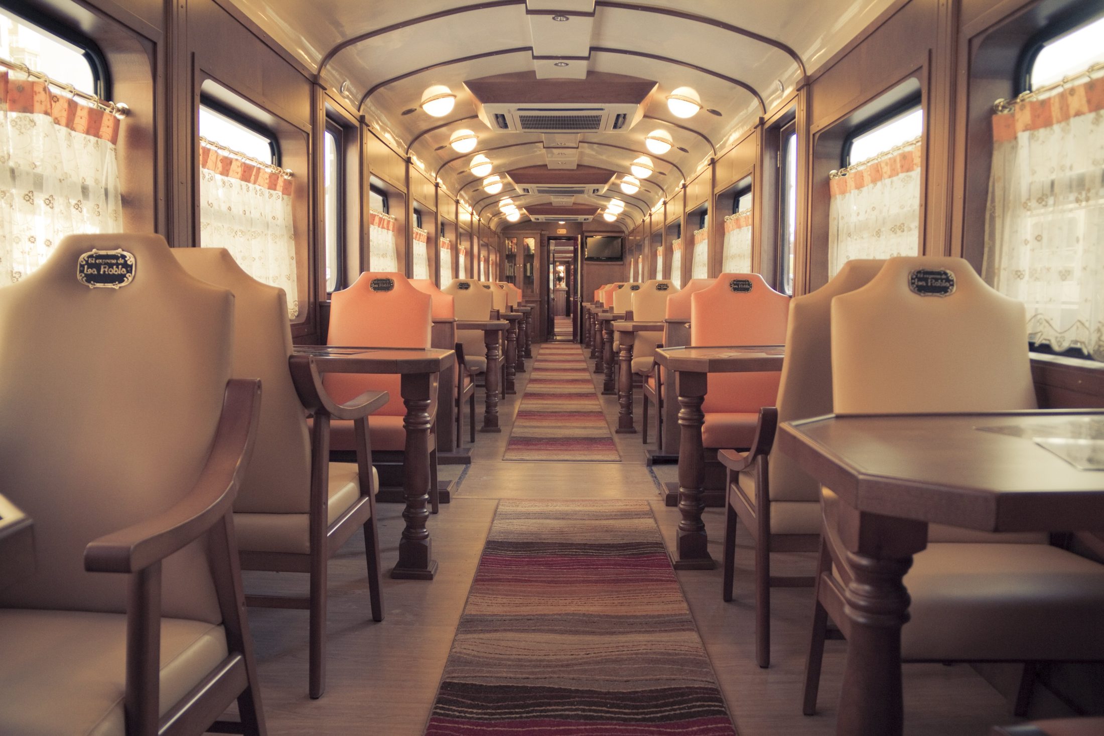 El Expreso de La Robla — Lounge