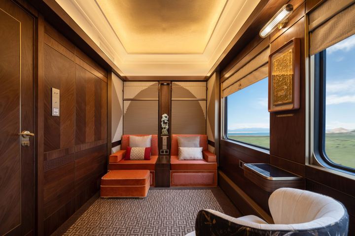 Golden Eagle Silk Road Express: a Superior Cabin