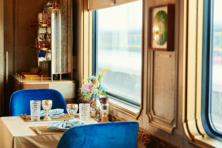 Golden Eagle Silk Road Express: a Han Dynasty Suite