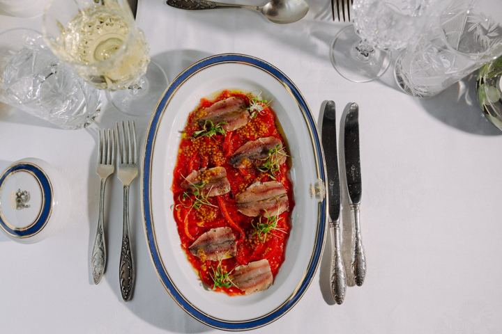Golden Eagle: dishes served on board