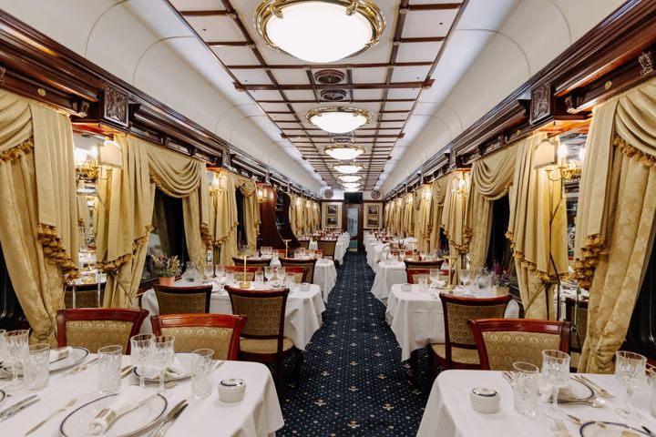 Golden Eagle: the restaurant car