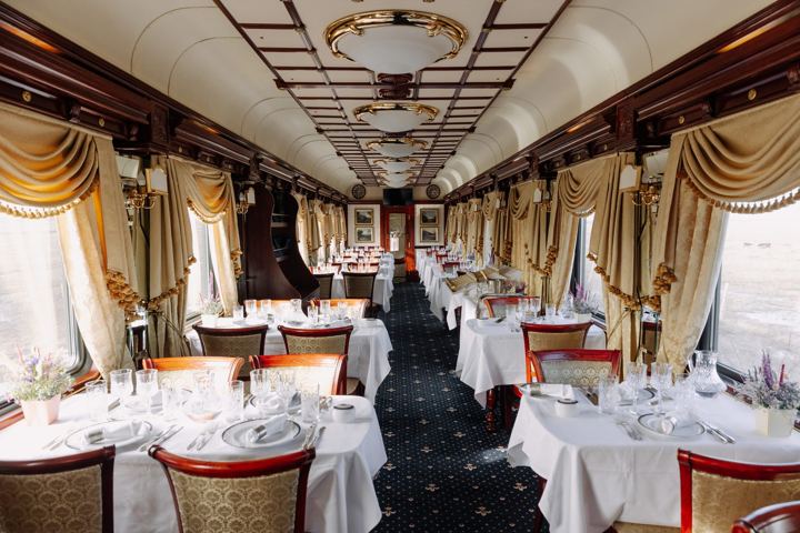 Golden Eagle: the restaurant car