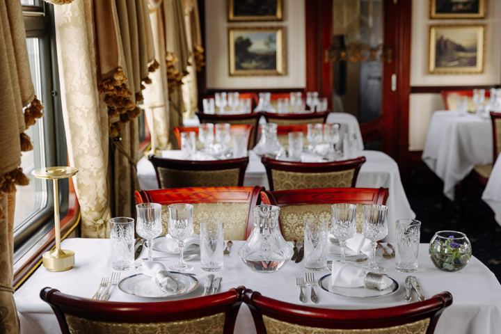 Golden Eagle: the restaurant car