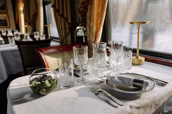Golden Eagle: the restaurant car