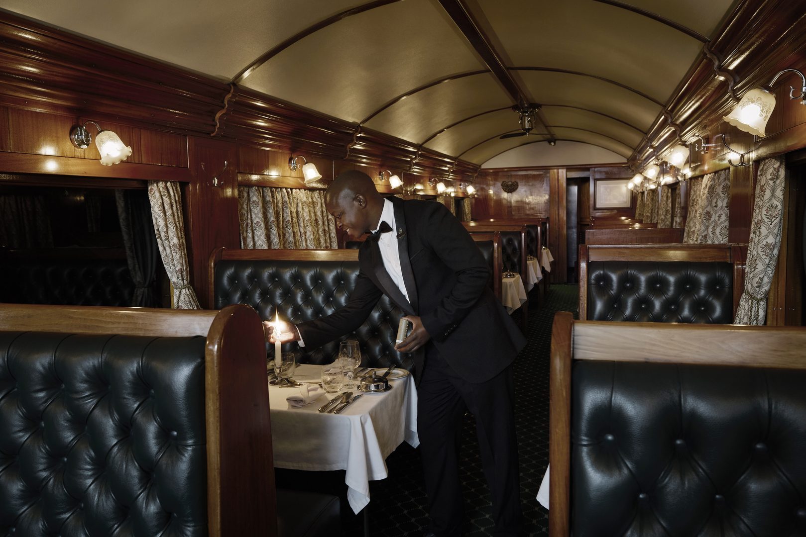 Pride of Africa — Rovos Rail: Dining car